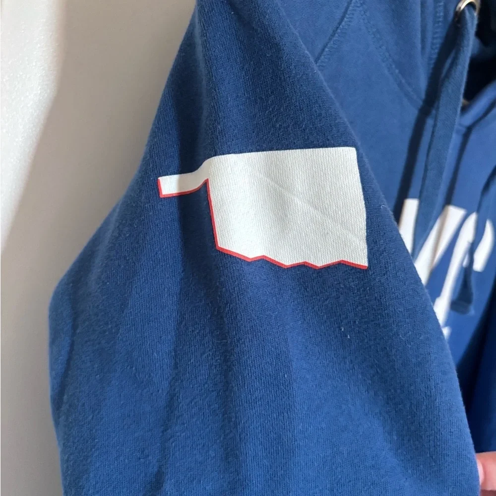 Blue OKC Oklahoma City Thunder New Era Hoodie Womens size M - Picture 3 of 7